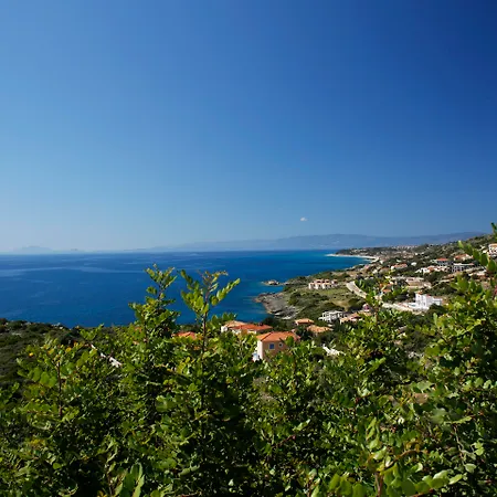 Ξενοδοχείο με διαμερίσματα Asteris 4*