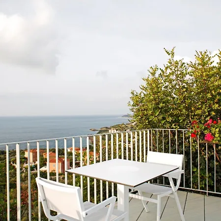 Asteris Lägenhetshotell 4*