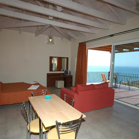 Asteris Lägenhetshotell 4*