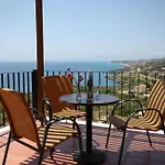 Asteris Apartahotel 4*