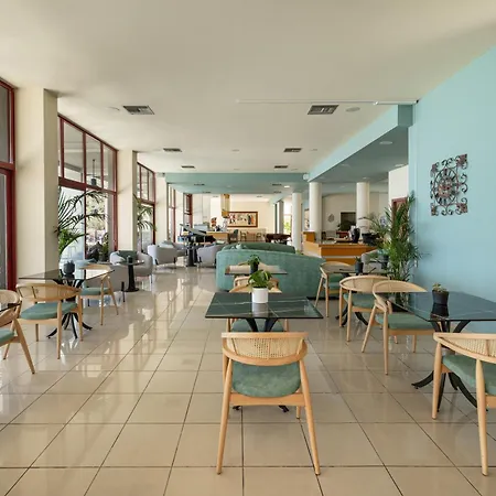 アパートホテル Asteris Skala (Kefalonia)