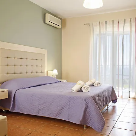Asteris Apart Otel 4*