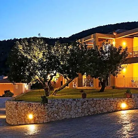 Aparthotel Asteris 4*